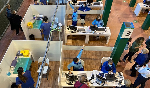 Los andaluces con 68 años o más pueden pedir cita desde hoy para vacunarse contra el Covid-19.