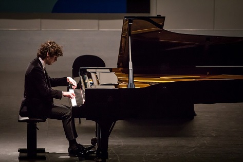 Seis pianistas de cinco países competirán hasta el jueves para llegar a la final del 62º Premio “Jaén” de Piano.