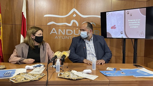 Participación Ciudadana, Medio Ambiente y Seguridad Ciudadana comienzan una campaña conjunta para evitar los excrementos de mascotas.