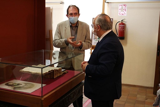 La Consejería de Cultura destaca el carácter cervantino de Jaén con motivo del Día del Libro.