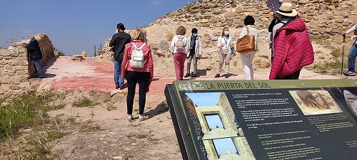 La Consejería de Cultura promociona Cástulo y Puente Tablas en el Día de los Monumentos.