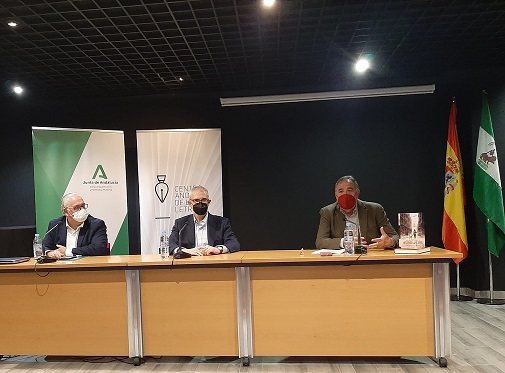 Emilio Lara presenta su novela “Centinela de los sueños” en la Biblioteca Pública Provincial.