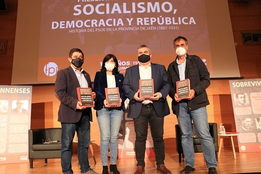 Santos Cerdán: “La historia del PSOE no se puede contar sin la historia del PSOE de Jaén”.