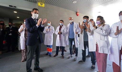 Moreno: «El Gobierno andaluz habrá invertido en Sanidad en esta legislatura el doble que los ocho años anteriores».