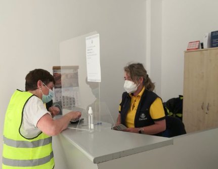 Correos inicia la digitalización de los 2.295 puntos de atención al público en zonas rurales.