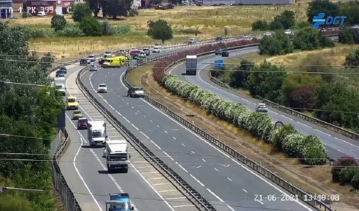 Tres fallecidos y dos heridos en un accidente en la autovía A-4 en Córdoba.