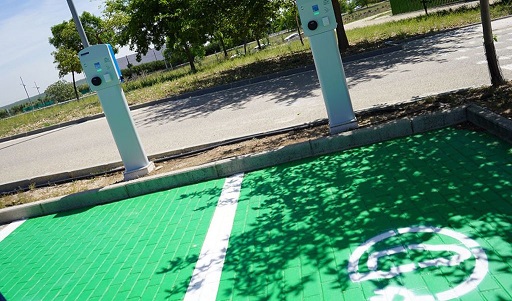 La Diputación inicia el diseño de un Plan de Movilidad Eléctrica para potenciar el uso de los vehículos eléctricos.
