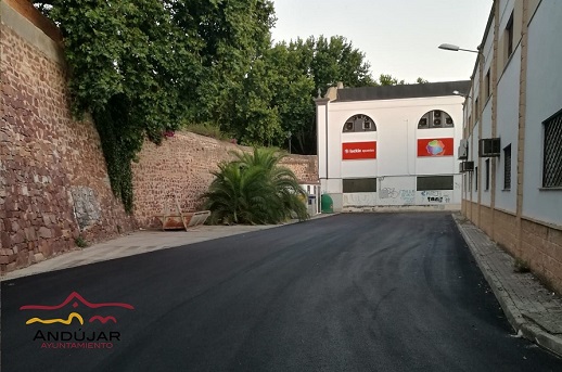 El Ayuntamiento de Andújar acomete un nuevo plan de asfaltado en la zona de Puerta de Córdoba y las Vistillas.