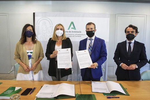 La Junta y el Ayuntamiento de Jaén firman la extinción del antiguo convenio del tranvía.
