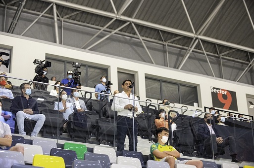 El Olivo Arena inaugura su actividad con un partido entre el Jaén Paraíso Interior FS y el Software Delsol Mengíbar FS.