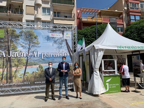Diputación muestra al turista levantino la variada y singular oferta de Jaén, Paraíso Interior.