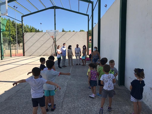 Cerca de 4.000 menores se beneficiarán de las Escuelas de Verano de Diputación, que se desarrollarán en 71 poblaciones.