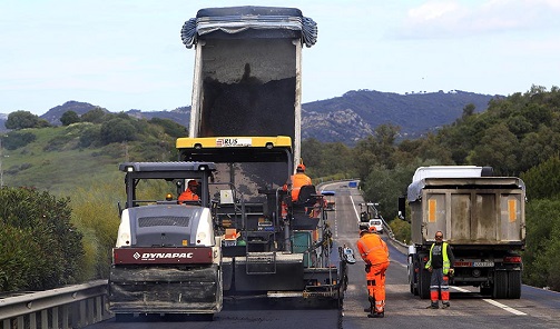 Andalucía destina 33,7 millones al mantenimiento de firmes en su red de carreteras.