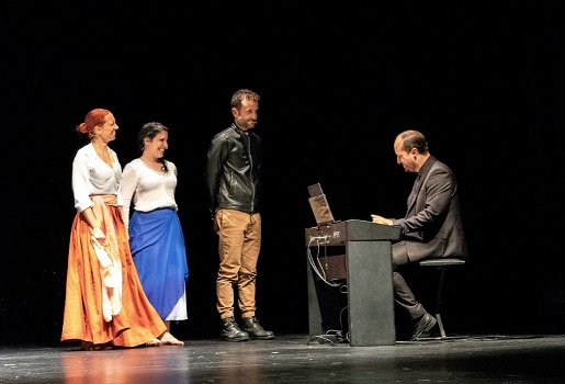 Intactos Teatro cierra temporada con ‘Te quiero lorquiana’ en el balneario de Marmolejo.