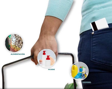 El PP de Jaén afirma que gracias al programa de Juanma Moreno de tarjetas monedero se han beneficiado 2.589 familias jiennenses.