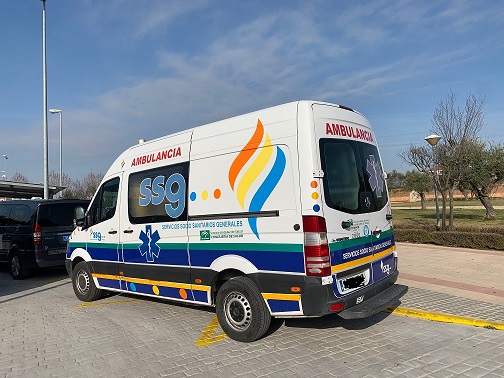 Cuatro heridos tras el vuelco de un vehículo en Torres (Jaén).