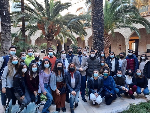 Un total de 25 jóvenes titulados de la provincia resultan beneficiarios de las becas Talentium de Diputación.