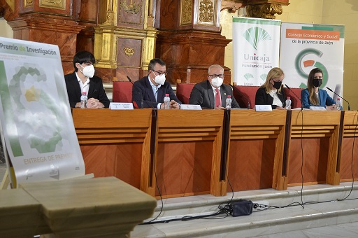El CES provincial presenta los resultados del primer año de pandemia en la “Memoria sobre la situación socioeconómica y laboral de la provincia de Jaén”.
