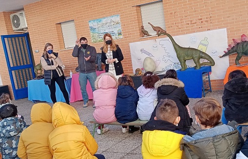 Más de 10 colegios de Andújar participan en las actividades de la Oferta Educativa Municipal.