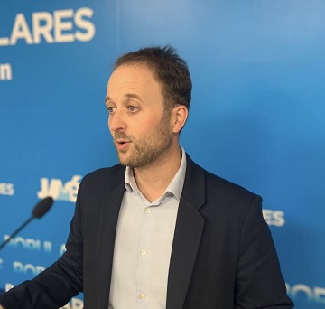 Domínguez: “Desde el Partido Popular vamos a ser siempre firmes en la defensa de los intereses de nuestra tierra”.