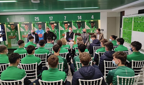 El proyecto FES para fomentar hábitos saludables de ocio ‘online’ llega a 230 centros educativos.