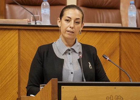 El PSOE critica que 5.200 jiennenses sigan en lista de espera de dependencia pese a que la Junta tiene más dinero que nunca.