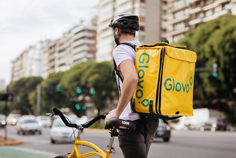 La app multicategoría Glovo ya está disponible en Andújar.