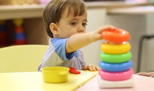 Más de 210.000 familias han realizado ‘online’ la matrícula para Educación Infantil y Primaria.