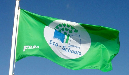 Un total de 34 centros reciben la Bandera Verde por su compromiso con la educación ambiental.