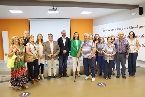 El Programa Universitario de Mayores de la UJA clausura el curso académico en Andújar tras el regreso a la presencialidad.