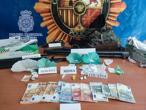 La Policía Nacional desmantela en Jaén cuatro puntos negros de venta de droga.