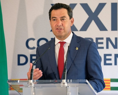 Juanma Moreno augura un verano de «recuperación absoluta» del turismo perdido durante la pandemia.