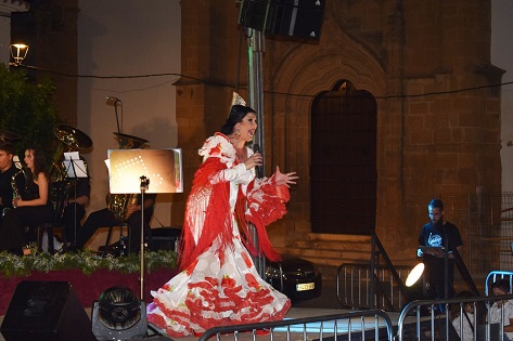 La Plaza de la Constitución de Lopera acogió un Concierto Sinfónico.