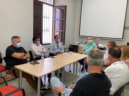 La oficina del Servicio Andaluz de Empleo de Andújar empieza a poner en marcha la experiencia piloto de un nuevo modelo de gestión.