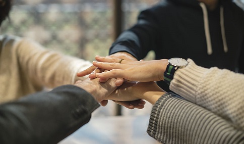 El SAE pone en marcha unidades provinciales para la atención de mujeres víctimas de violencia machista.