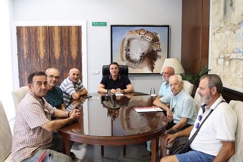 El Ayuntamiento reafirma su compromiso con el movimiento vecinal de Andújar.