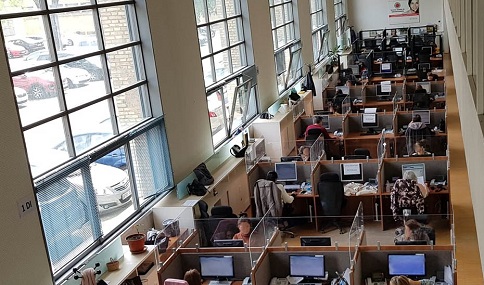 El Servicio de Teleasistencia de la Junta atiende 2,7 millones de llamadas en el primer semestre.