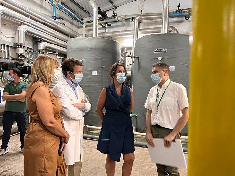 Catalina García anuncia obras por valor de más de 770.000 euros para mejorar las redes de agua y electricidad del Hospital de Jaén.