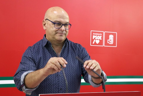 Fernández celebra la gratuidad en los trenes Media Distancia e invita a los jiennenses a solicitar sus abonos.