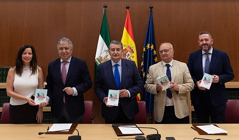 El Gobierno andaluz intensifica la formación digital a mayores de 65 años a través de Vuela Guadalinfo.