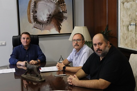 El Ayuntamiento de Andújar suscribe su convenio con la Peña Flamenca “Los Romeros” para el fomento y divulgación del flamenco en la ciudad.