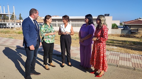 García anuncia el inicio “en breve” de la licitación de las obras del centro de salud de Mancha Real.