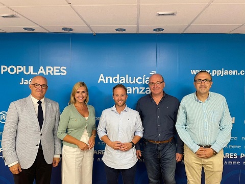 El PP de Jaén analiza con senadores populares las necesidades de la provincia.