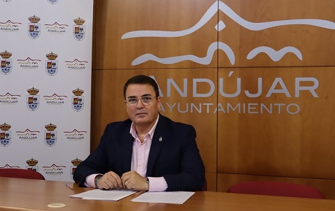 El Ayuntamiento de Andújar informa sobre los bandos y resoluciones con motivo de la Bajada de la Virgen de la Cabeza.