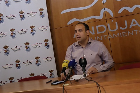 El concejal de Comunicación da a conocer los puntos del Pleno Municipal de Andújar de octubre.