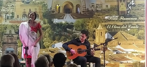 Villanueva de la Reina acoge una velada de buen flamenco organizada por la Peña «El olivo del cante».