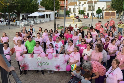 Lopera marcha contra el cáncer de mama.