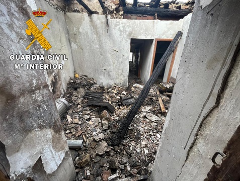 La Guardia Civil ha detenido a un hombre, como presunto autor de ocho Delitos.