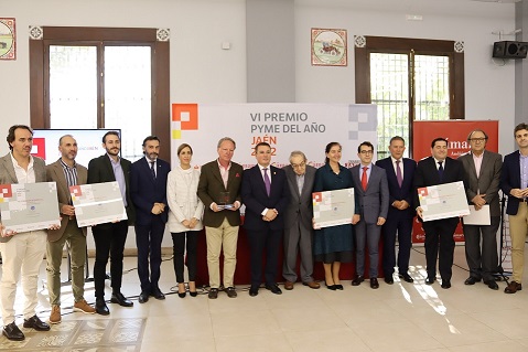 El alcalde de Andújar, Pedro Luis Rodríguez, pone en valor “la capacidad de resiliencia” del sector empresarial durante el acto de los Premios Pyme del Año Jaén 2022.