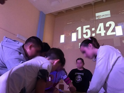 Más de 350 escolares de Andújar participan en un “Scape Room” temático sobre violencia de género.